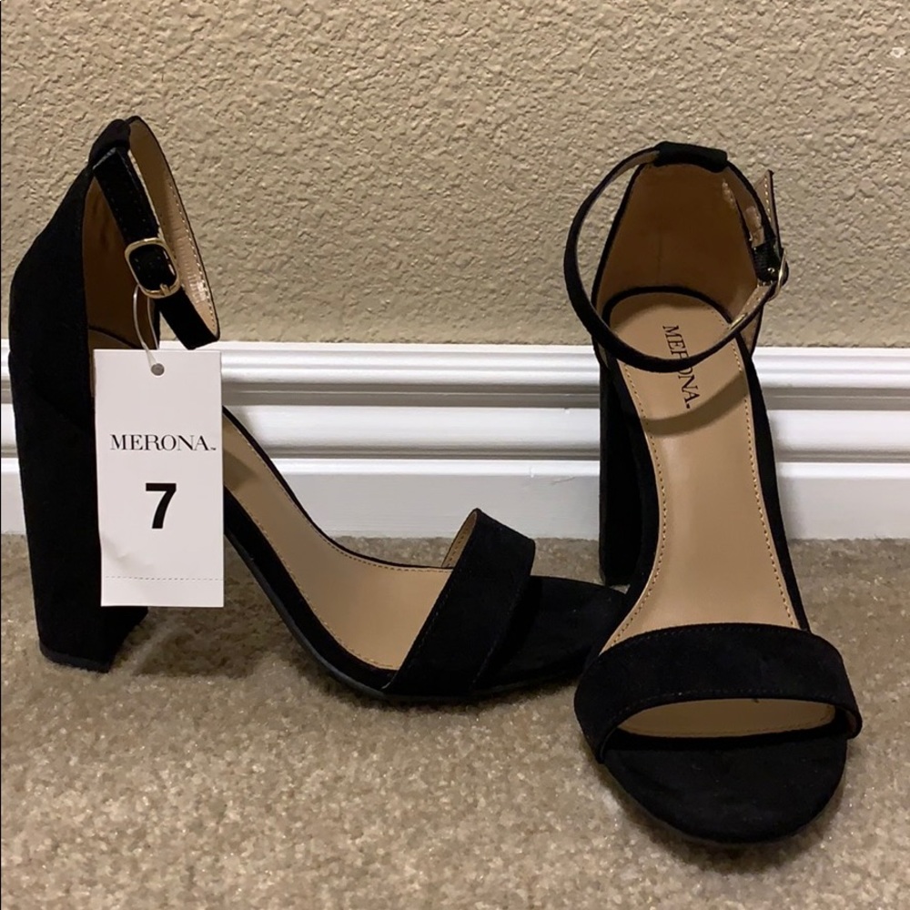 Black faux suede pumps